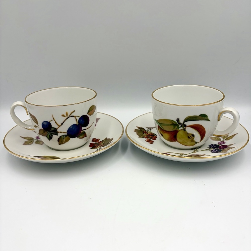 Royal Worcester Evesham Gold SET OF 2 Tea Cup & Saucer Porcelain England 1961
